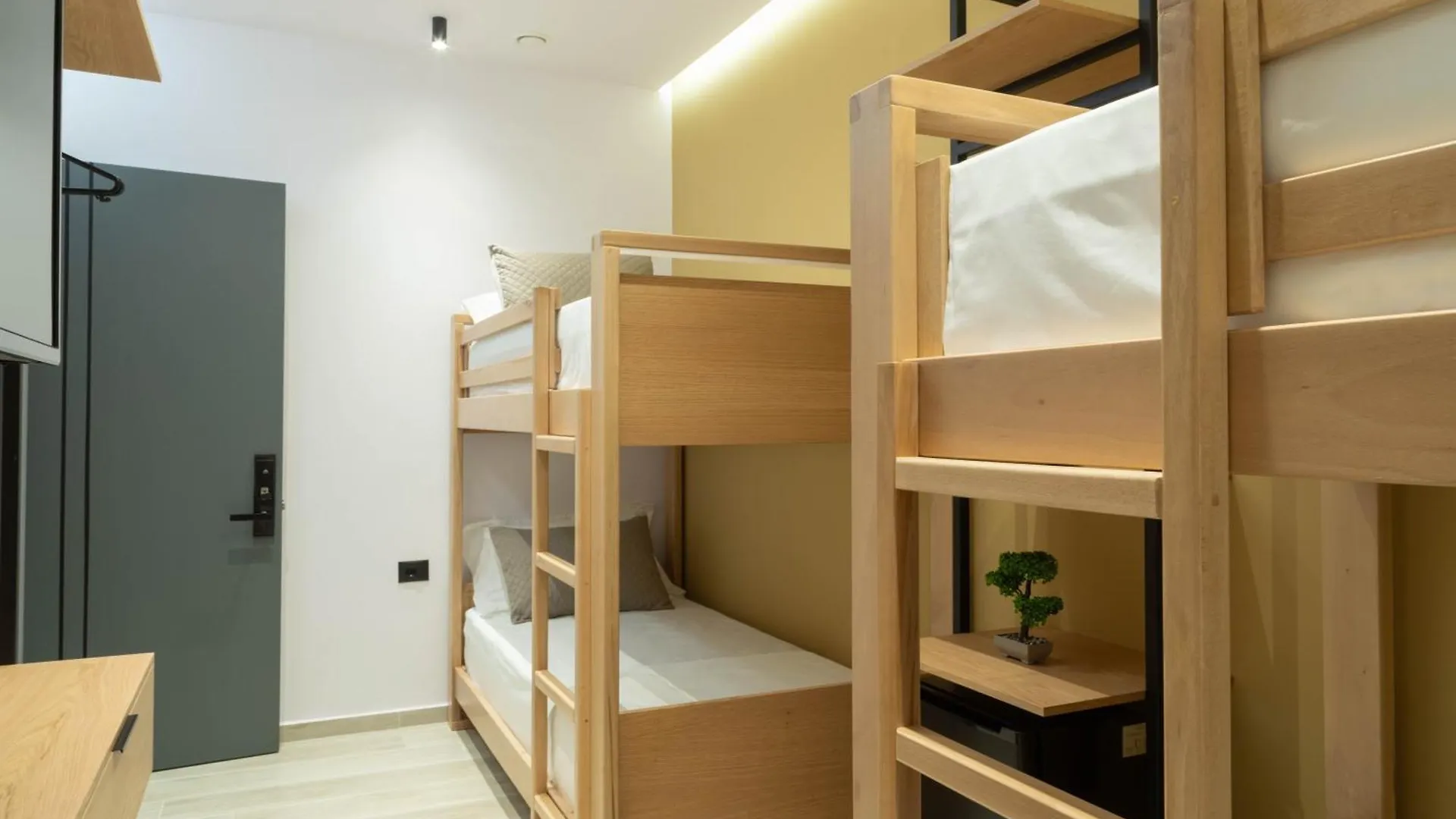 Amau Beach Rooms Durres