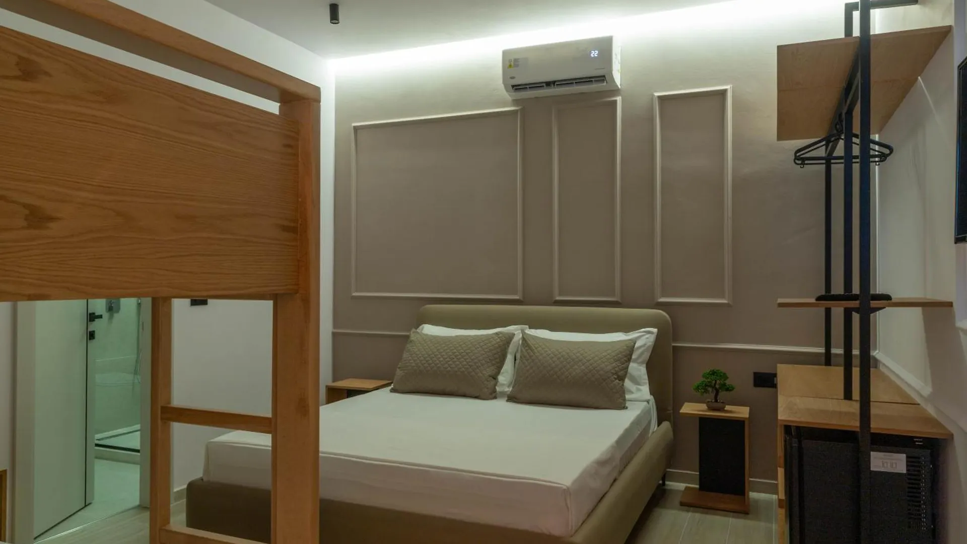 Amau Beach Rooms Durres 0*,