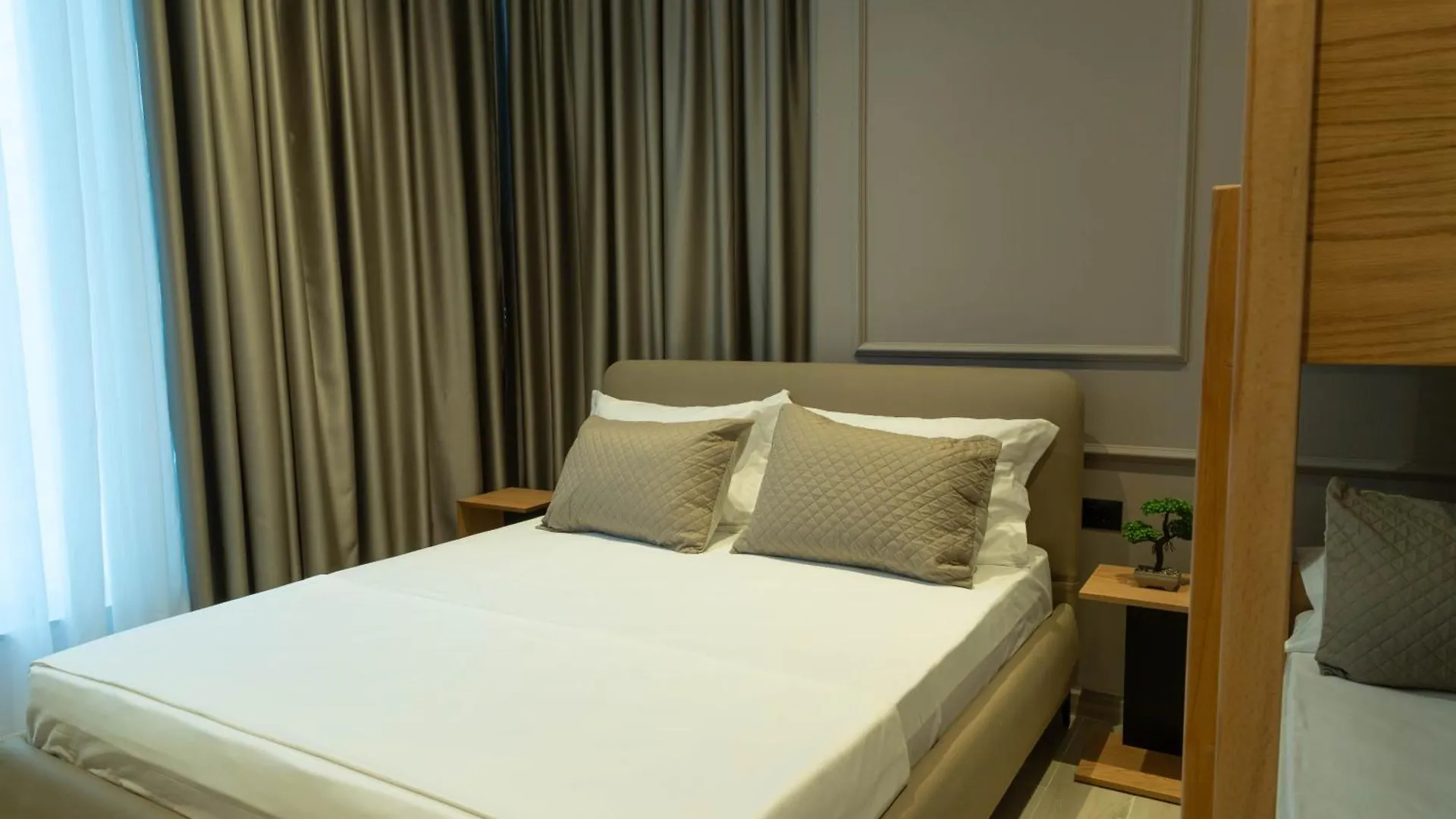 Amau Beach Rooms Durres Albania