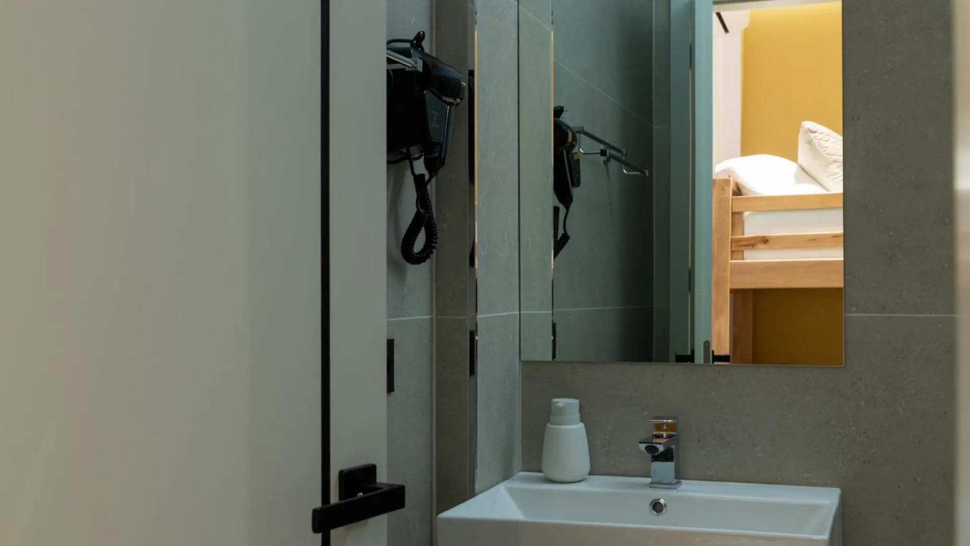 Amau Beach Rooms Durrës Apartament