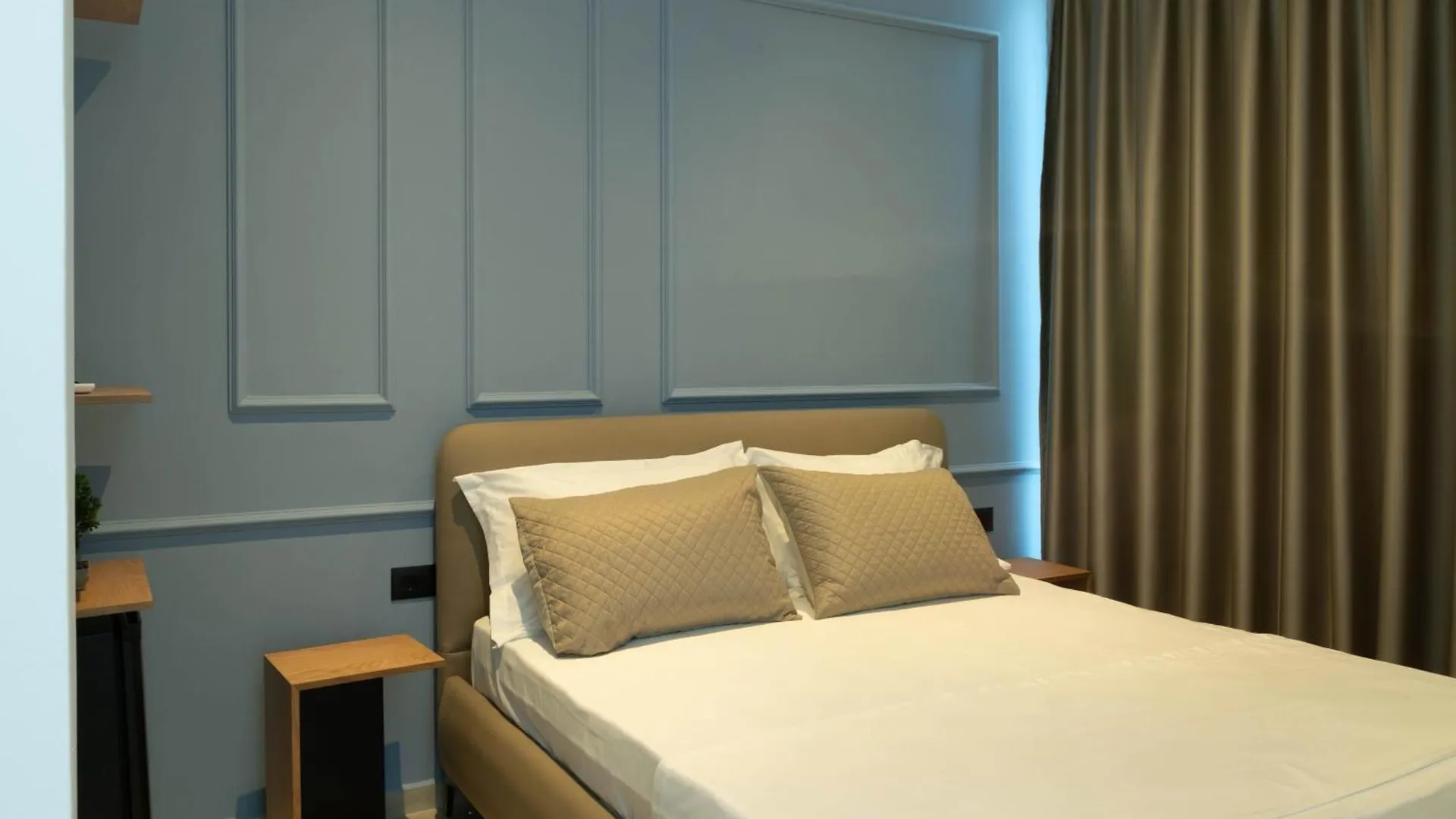 Amau Beach Rooms Durrës 0*,